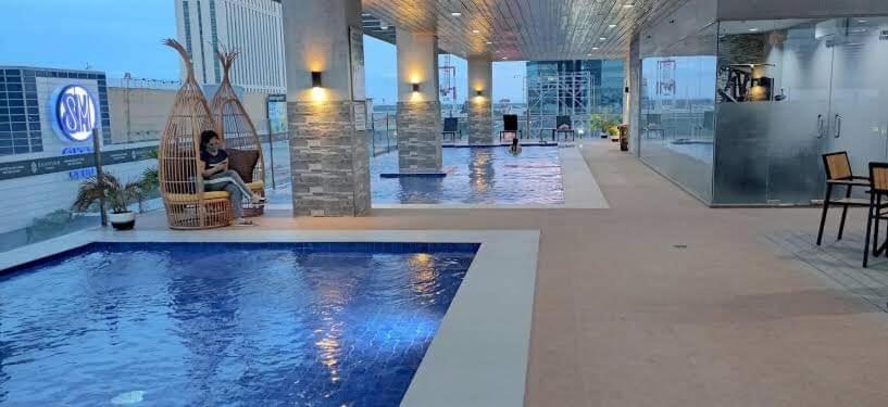 Sunvida Tower Condominium Near Sm City Cebu Stadt Exterior foto
